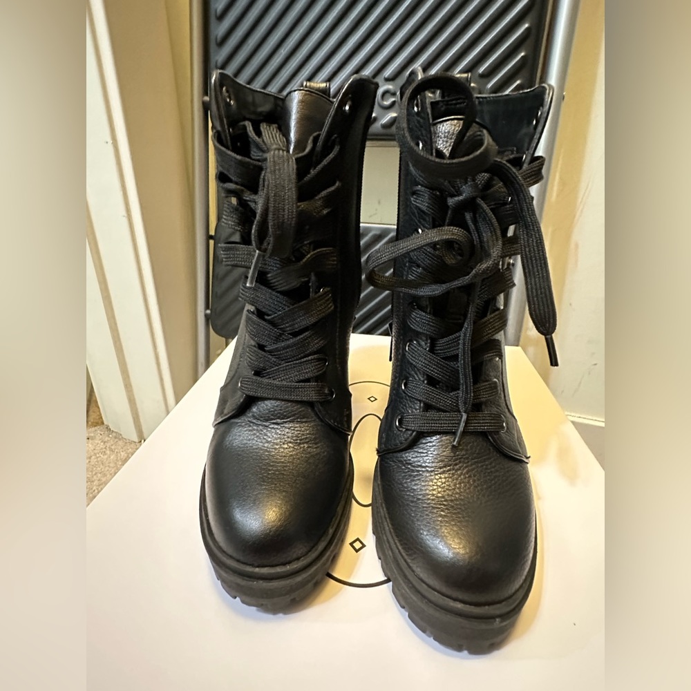 Steve Madden “Laurie” lug sole heeled leather bootie